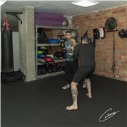Profesor de mma te entrena para un estado físico sano y Funcional.(a la vez aprenderás defensa personal si así lo quieres)